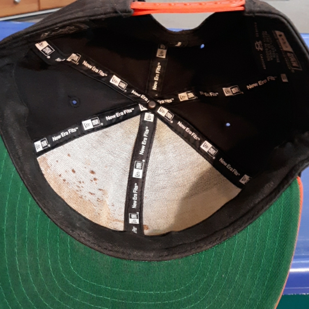 Hat - Picture 3 of 3